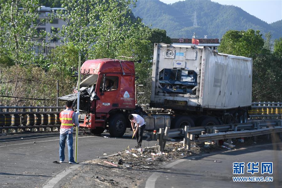 国务院安委会挂牌督办温岭油罐车爆炸事故查处