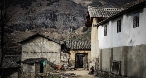 已转为城镇户籍，如何保护好宅基地