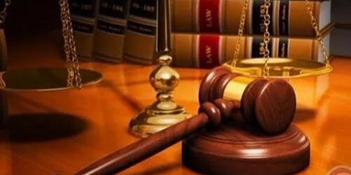 行政机关实施强制拆除时，负有对被拆除违法建筑内的合法财产，清点登记及妥善保管移交之义务