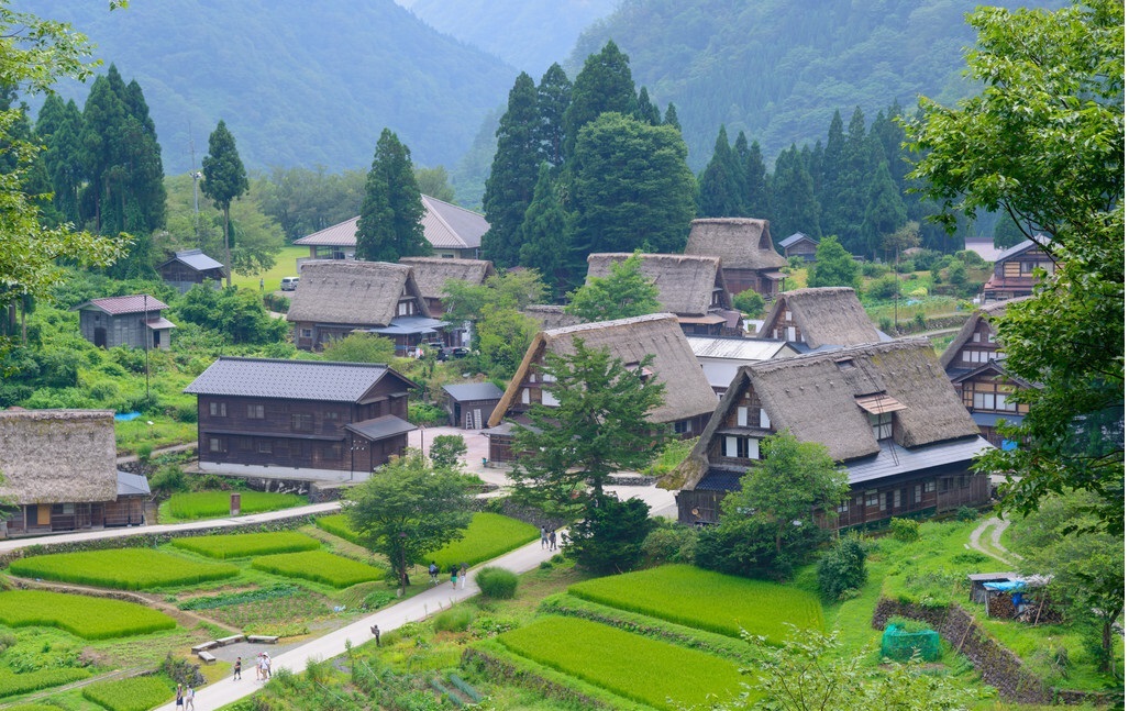 取之土地 用之于农