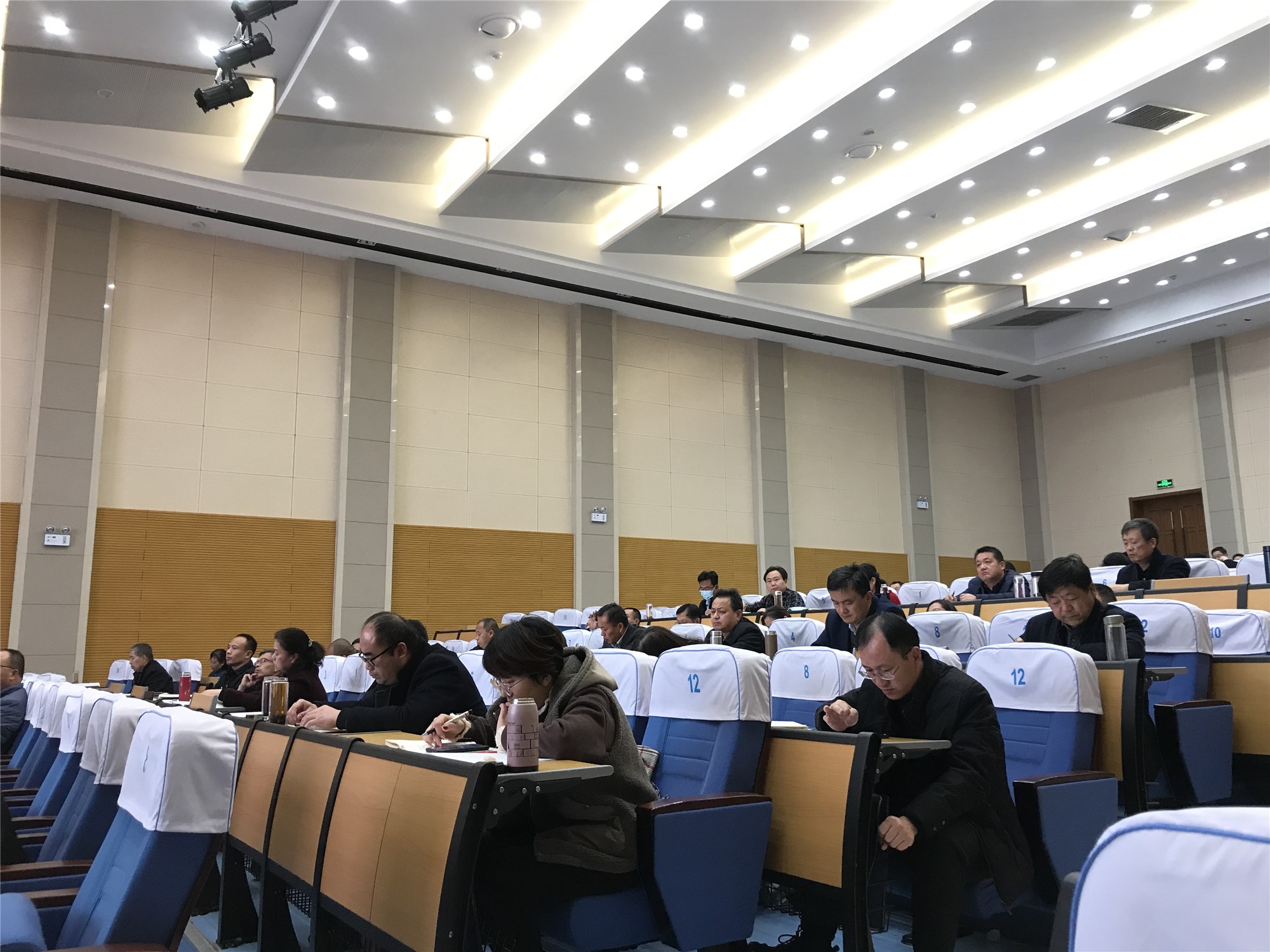 普法知识进校园，呵护“少年的你”