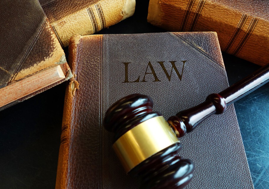 最高法判例：在城镇享受过福利分房的“原籍村民”能否享有补偿安置权利？